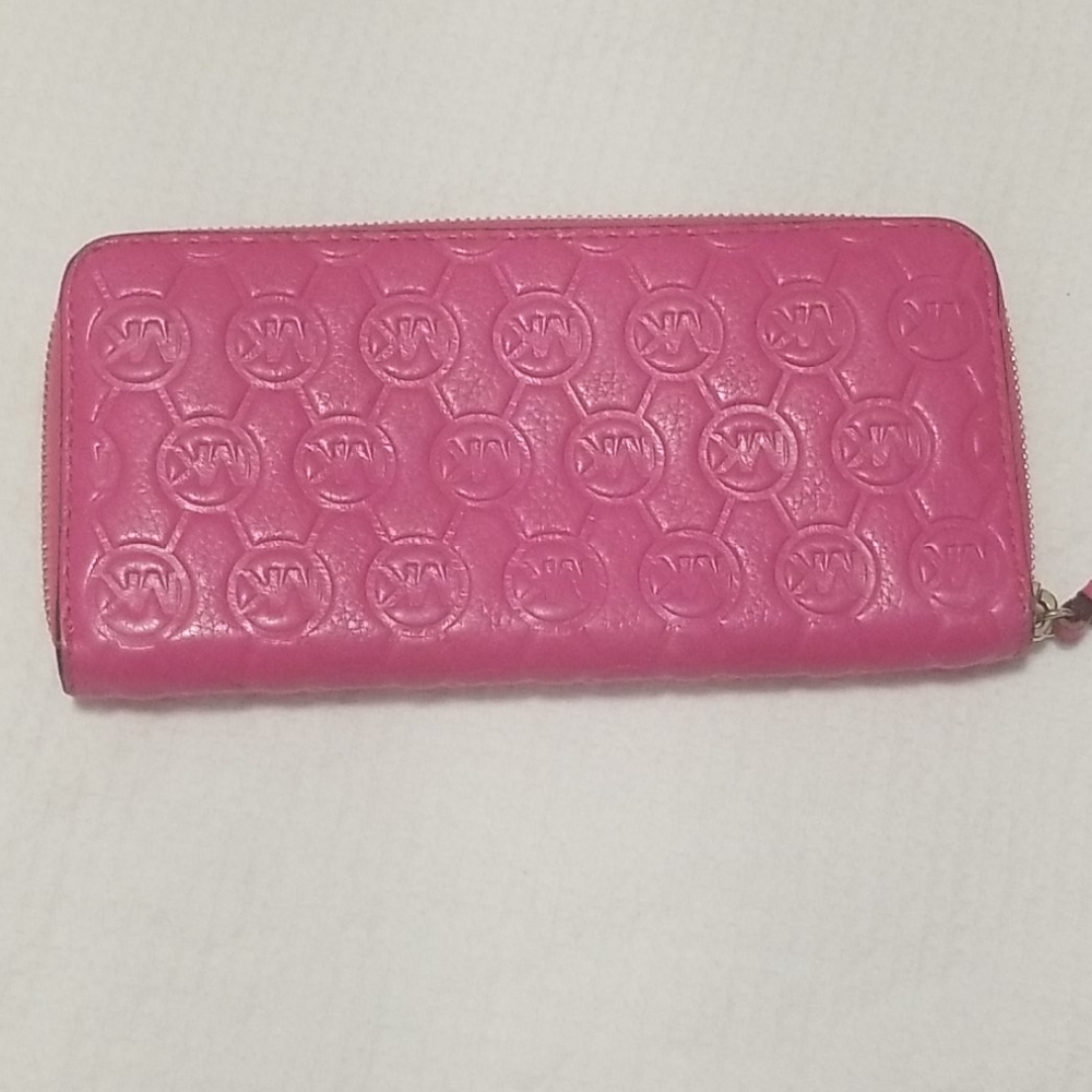 Michael Kors Pink Monogram Long Wallet - Picture 5 of 13